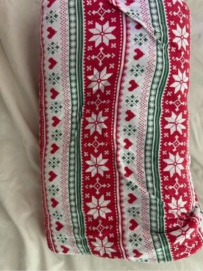 Holiday Snowflake & Heart bamboo Throw Blanket - Red, Green & White